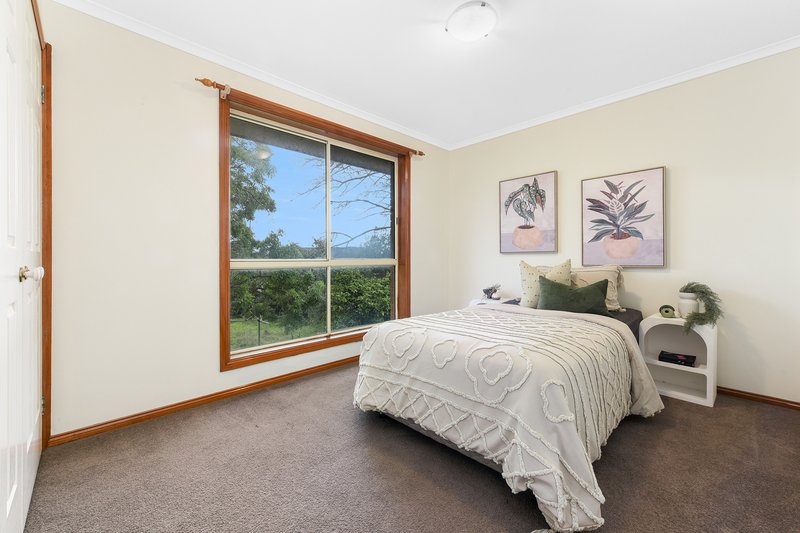 Photo - 23 Dorothea Mackellar Avenue, Oakleigh East VIC 3166 - Image 11