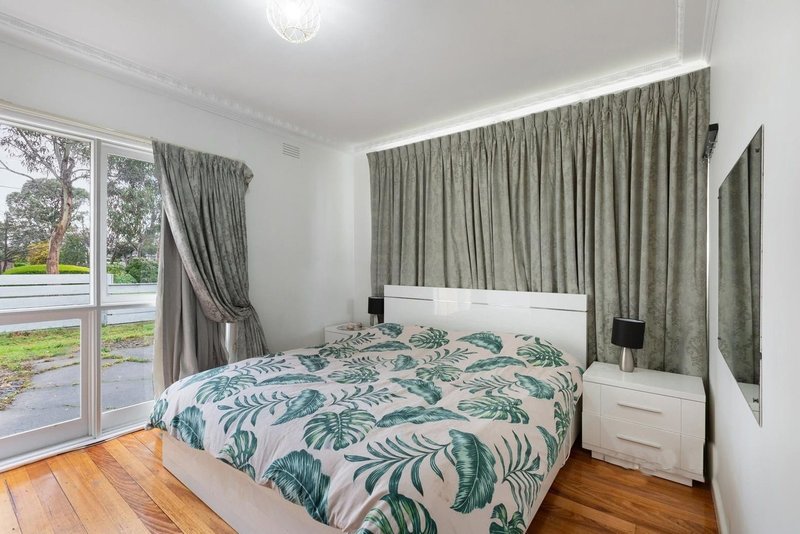 Photo - 23 Dorothy Street, Burwood East VIC 3151 - Image 7