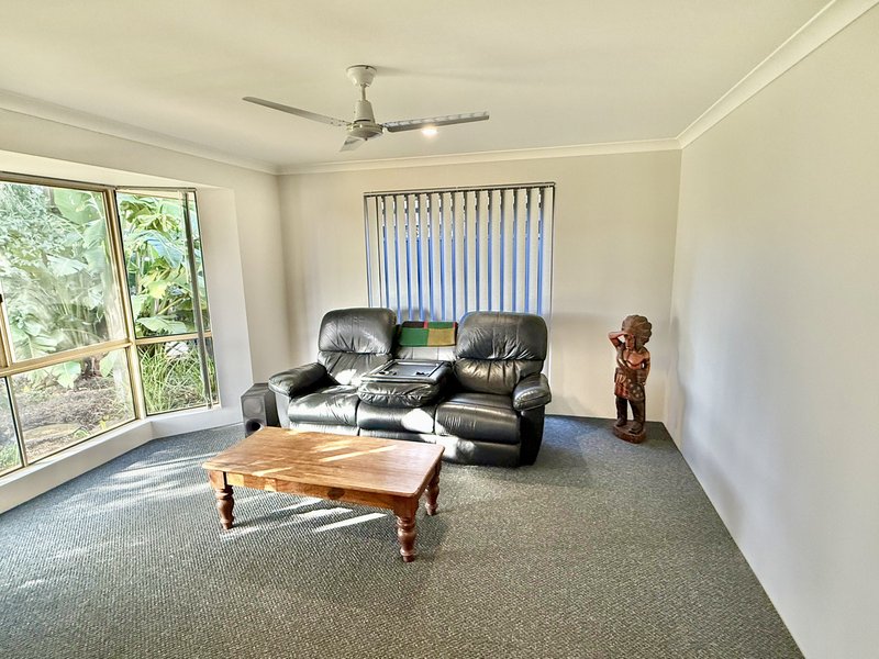 Photo - 23 Dotterell Crescent, Geographe WA 6280 - Image 5