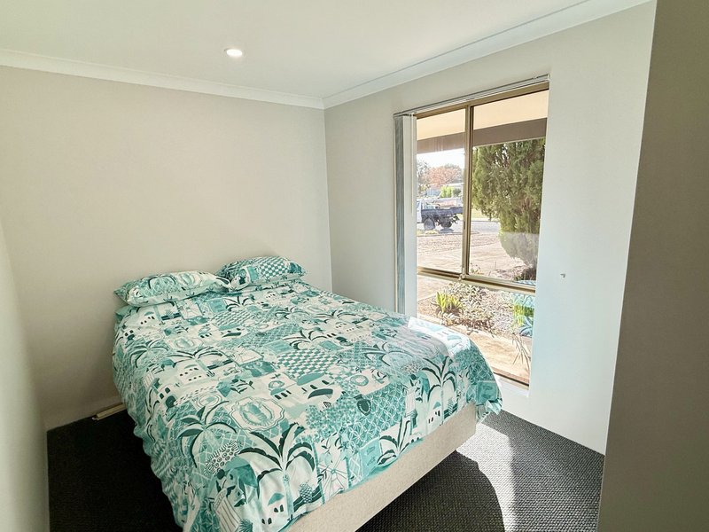 Photo - 23 Dotterell Crescent, Geographe WA 6280 - Image 12