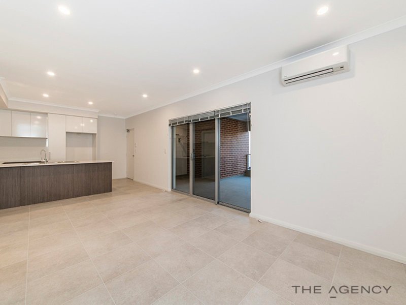 Photo - 2/3 Dover Court, Marangaroo WA 6064 - Image 17