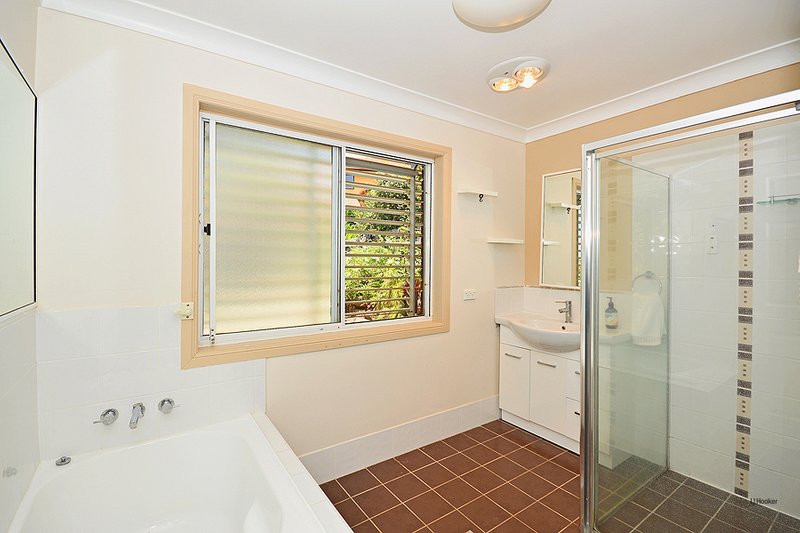 Photo - 23 Dundee Drive, Banora Point NSW 2486 - Image 7