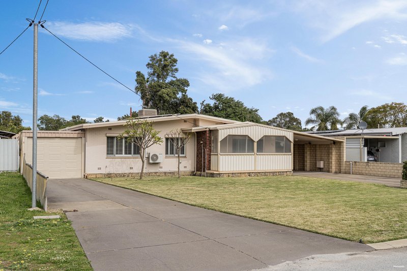 Photo - 23 Dural Way, Armadale WA 6112 - Image 2