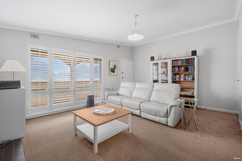 Photo - 23 Dural Way, Armadale WA 6112 - Image 5