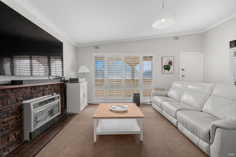 Photo - 23 Dural Way, Armadale WA 6112 - Image 6