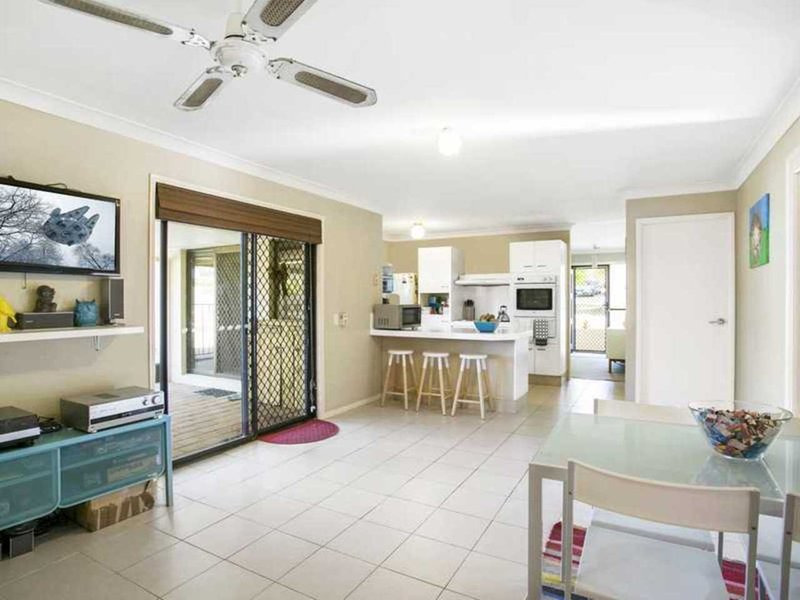 Photo - 23 Ealing Ct , Nerang QLD 4211 - Image 13