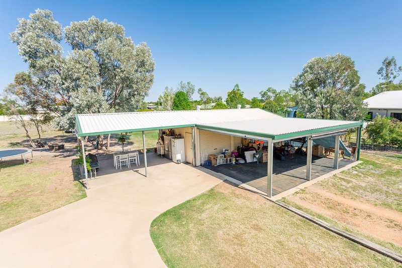 Photo - 23 Edgewood Drive, Emerald QLD 4720 - Image 15