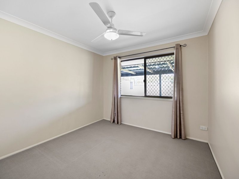 Photo - 23 Eileen Court, Kensington Grove QLD 4341 - Image 11