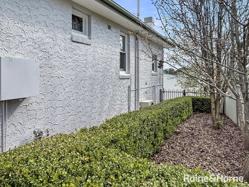 Photo - 23 Elizabeth Street, Young NSW 2594 - Image 5