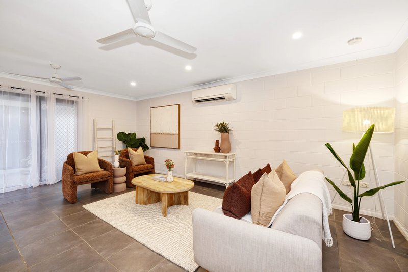 Photo - 23 Elton Drive, Kelso QLD 4815 - Image 3