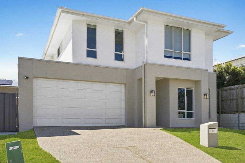 Photo - 23 Emerald Place, Bridgeman Downs QLD 4035 - Image 1