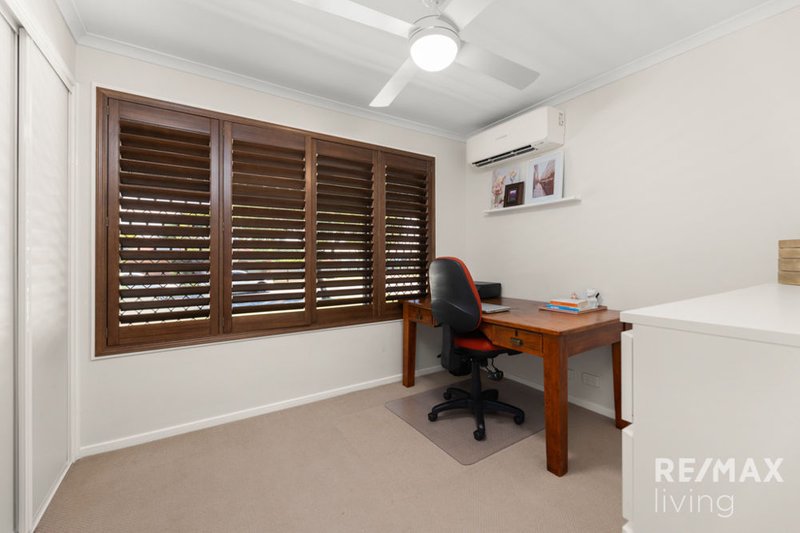 Photo - 23 Emerson Drive, Morayfield QLD 4506 - Image 10