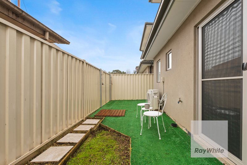 Photo - 23 Emu Parade, Jacana VIC 3047 - Image 11