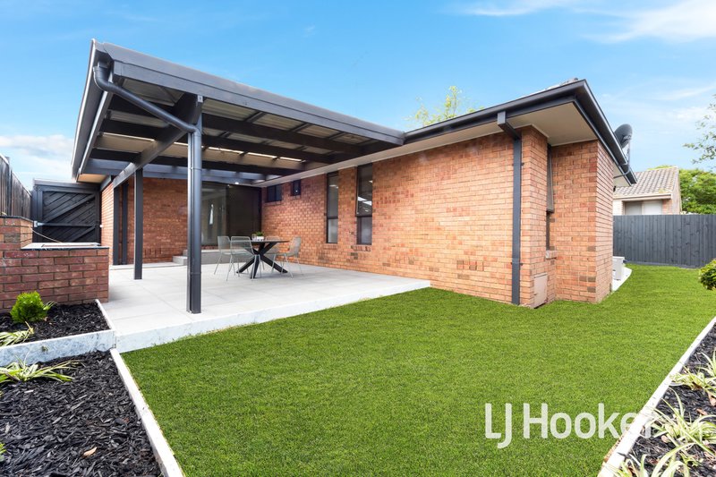 Photo - 23 Escott Grove, Berwick VIC 3806 - Image 18