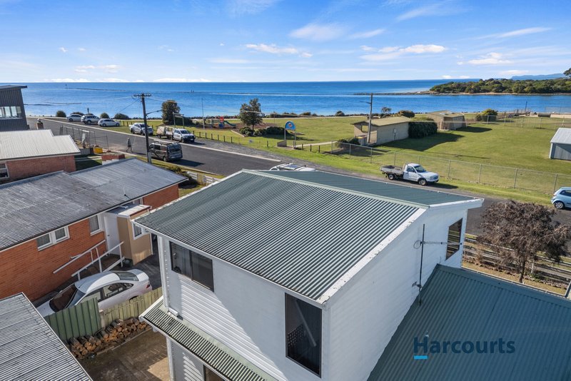 Photo - 23 Esplanade , West Ulverstone TAS 7315 - Image 3