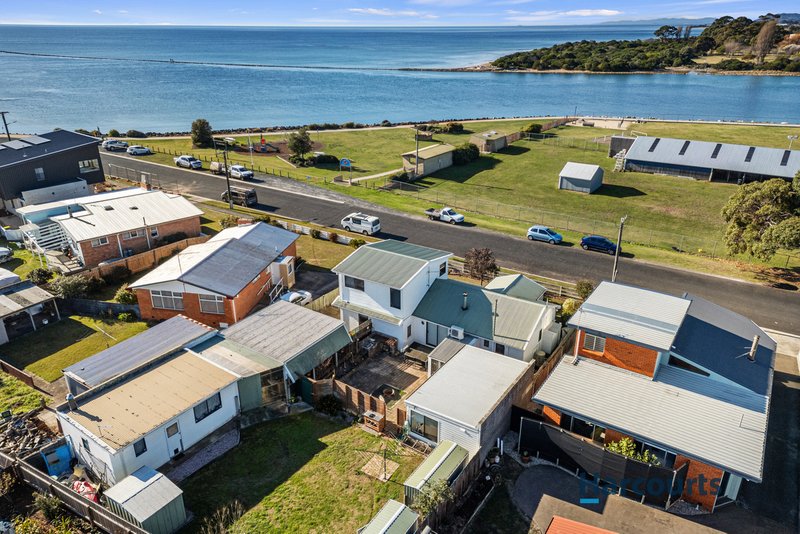 Photo - 23 Esplanade , West Ulverstone TAS 7315 - Image 5