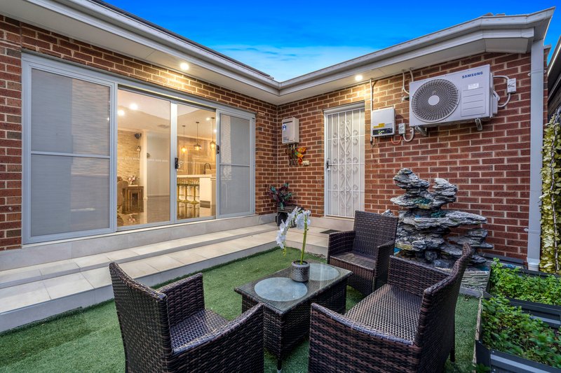 Photo - 23 Euphoria Street, Craigieburn VIC 3064 - Image 24