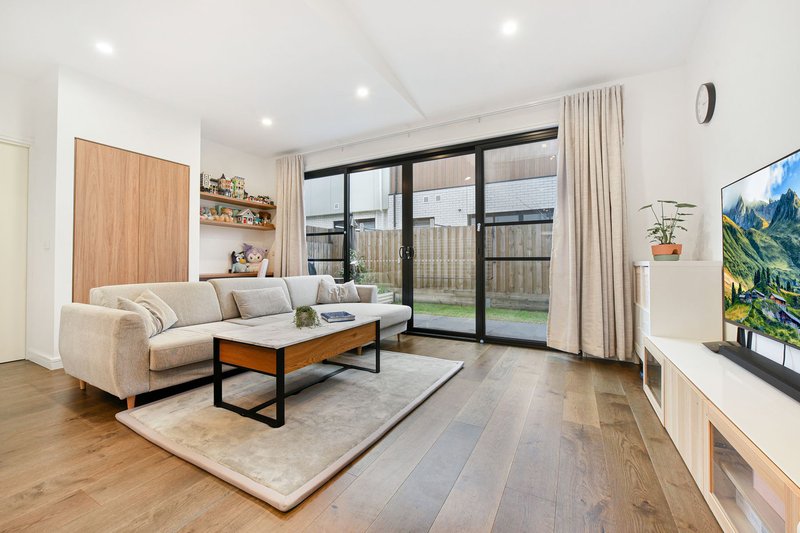 Photo - 23 Evergreen Boulevard, Keysborough VIC 3173 - Image 3