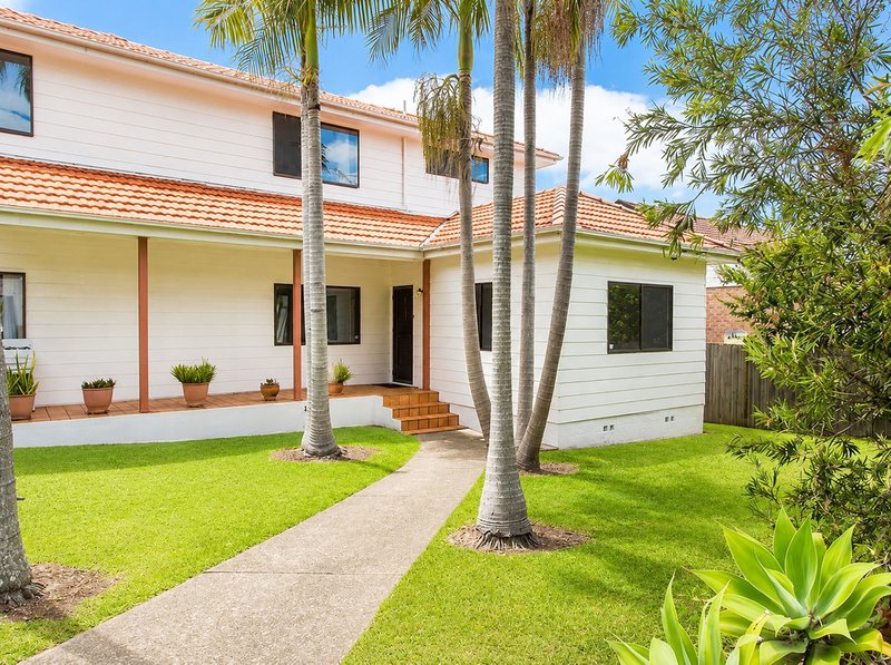 Photo - 23 Fairport Street, North Curl Curl NSW 2099 - Image 6