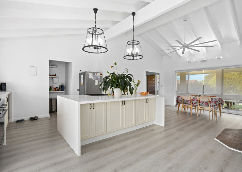 Photo - 23 Farleigh Street, Old Bar NSW 2430 - Image 8