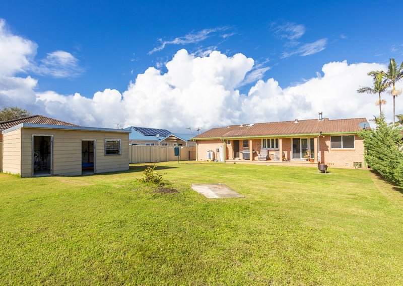 Photo - 23 Farleigh Street, Old Bar NSW 2430 - Image 24