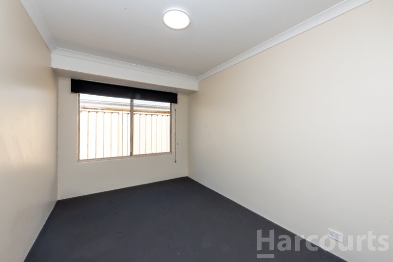 Photo - 23 Feakle Bend, Ridgewood WA 6030 - Image 22