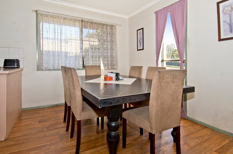 Photo - 23 Federation Drive, Bethania QLD 4205 - Image 5