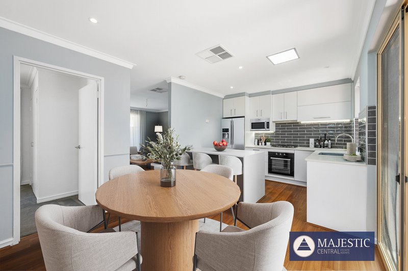 Photo - 2/3 First Avenue, Applecross WA 6153 - Image 1
