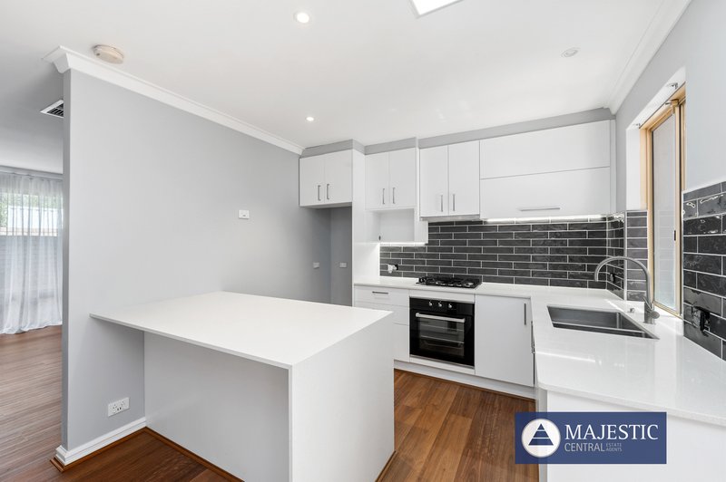 Photo - 2/3 First Avenue, Applecross WA 6153 - Image 6
