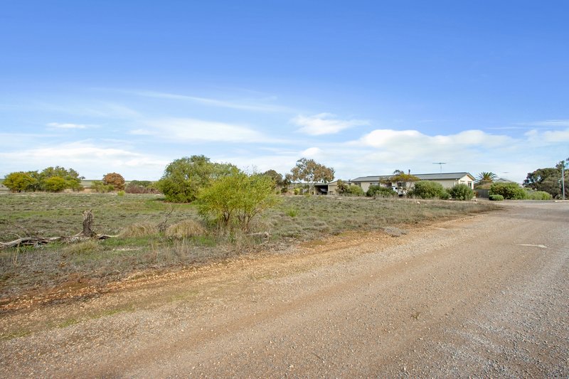 Photo - 23 First Street, Curramulka SA 5580 - Image 3