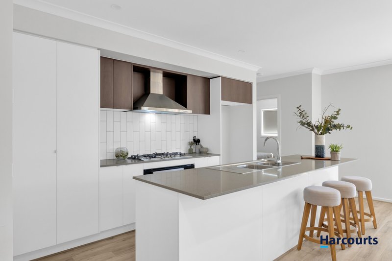 Photo - 23 Flanker Way, Clyde VIC 3978 - Image 6
