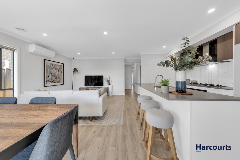 Photo - 23 Flanker Way, Clyde VIC 3978 - Image 7