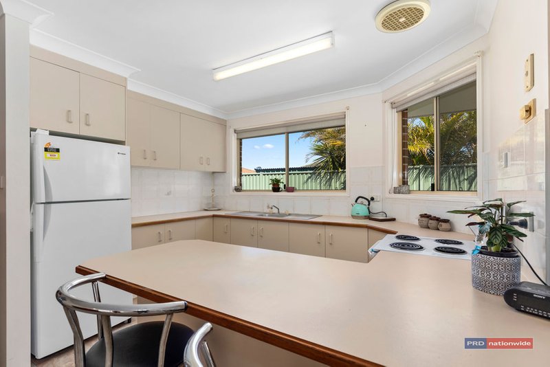 Photo - 2/3 Fleming Close, Coffs Harbour NSW 2450 - Image 3