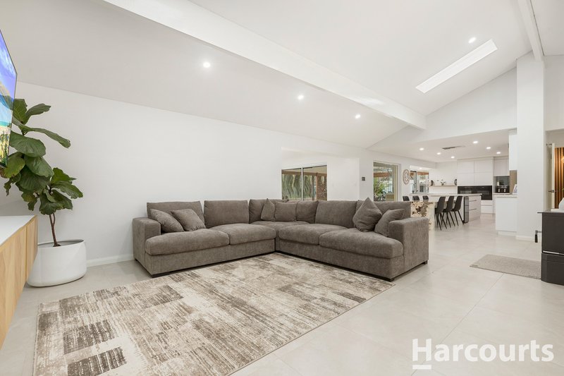 Photo - 23 Flinders Close, Barragup WA 6209 - Image 9