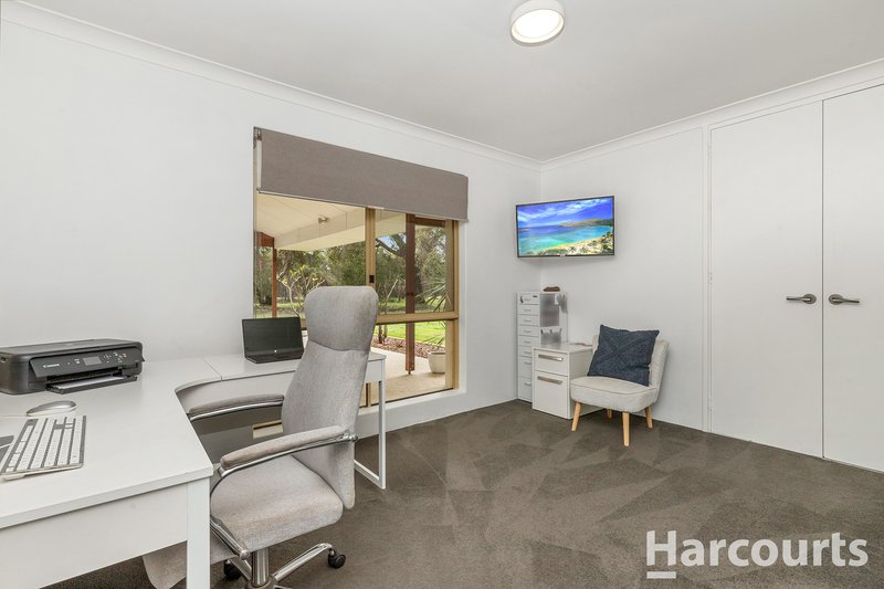 Photo - 23 Flinders Close, Barragup WA 6209 - Image 15