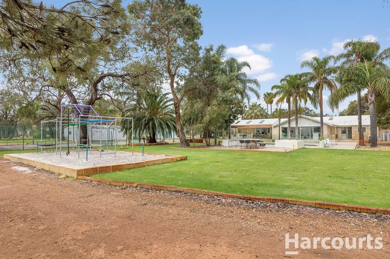 Photo - 23 Flinders Close, Barragup WA 6209 - Image 17