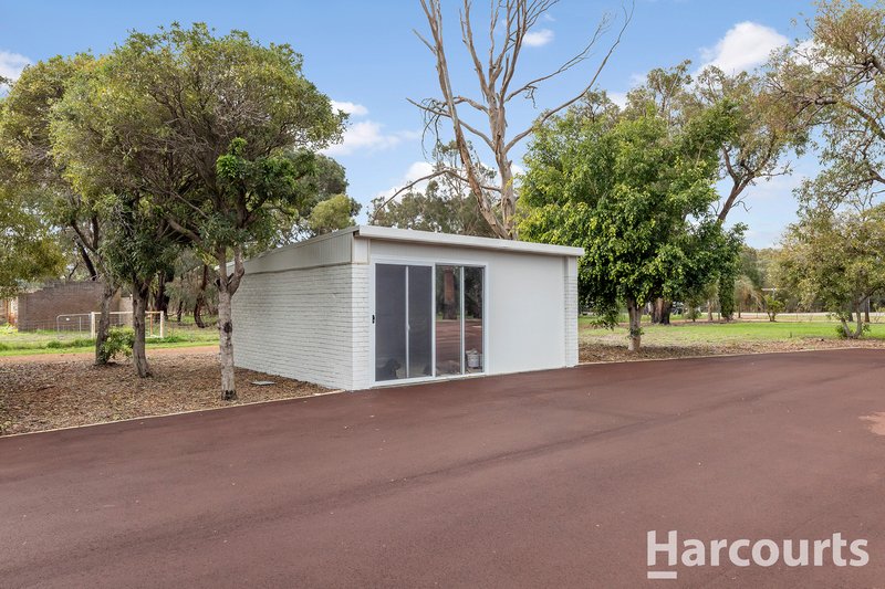 Photo - 23 Flinders Close, Barragup WA 6209 - Image 20