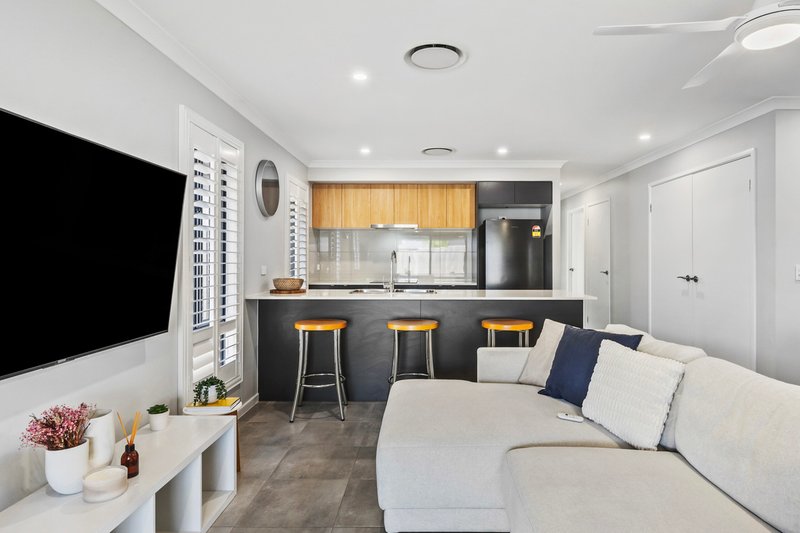 Photo - 23 Flint Street, Bray Park QLD 4500 - Image 5