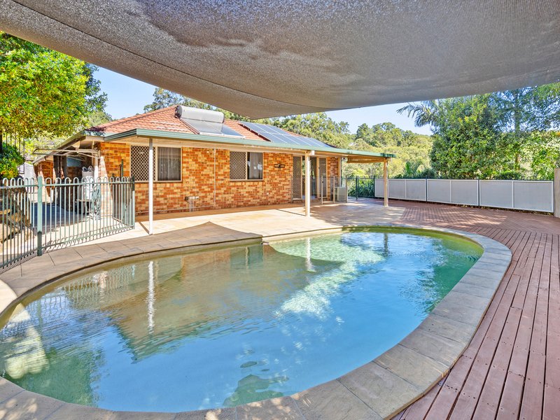 Photo - 23 Forest Drive, Elanora QLD 4221 - Image 5