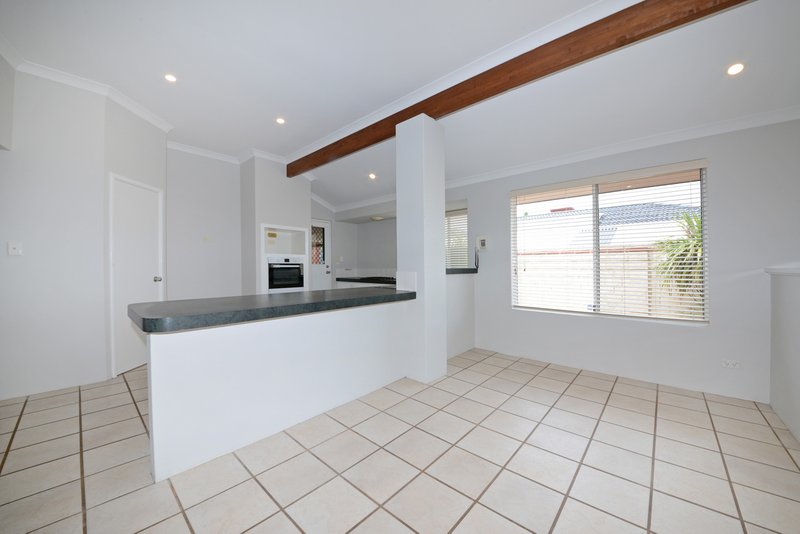 Photo - 23 Fowey Loop, Mindarie WA 6030 - Image 12