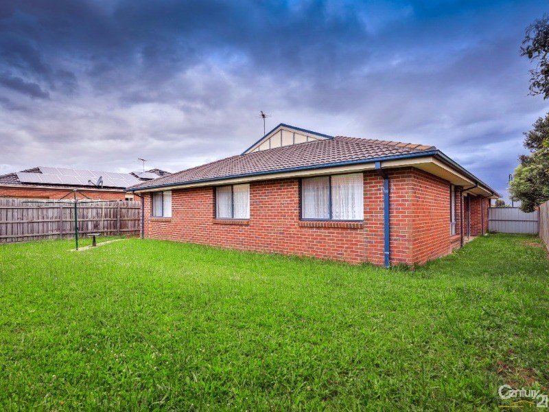 Photo - 23 Freeman Drive, Pakenham VIC 3810 - Image 13