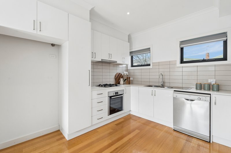 Photo - 2/3 Fyfe Street, Reservoir VIC 3073 - Image 6