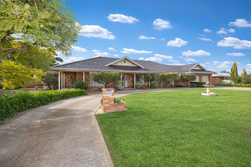 23 Gallipoli Street, Temora NSW 2666