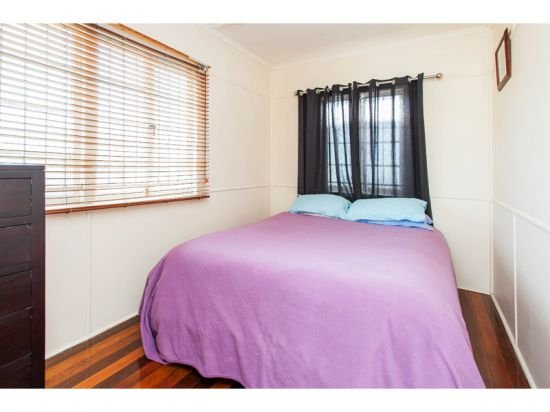 Photo - 23 Gatton Street, Mount Gravatt East QLD 4122 - Image 9