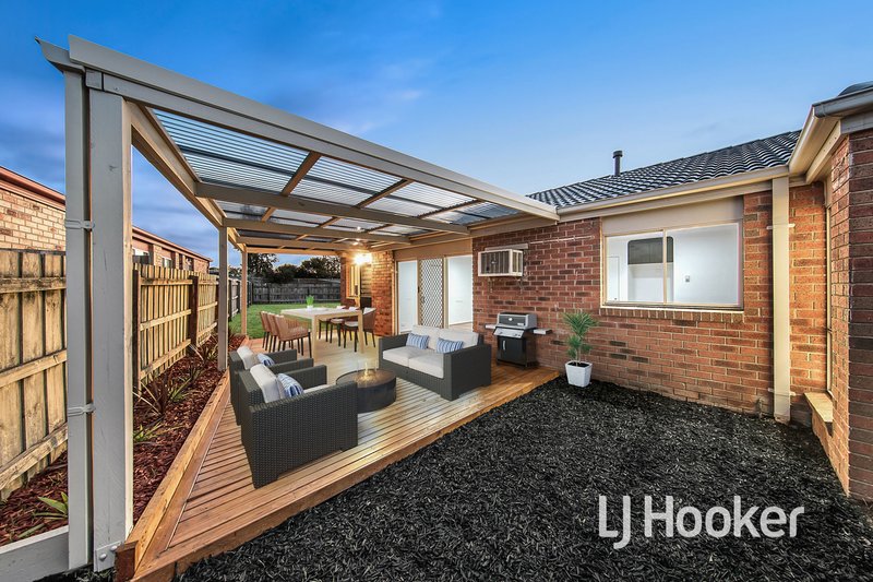 Photo - 23 Genoa Way, Cranbourne West VIC 3977 - Image 13