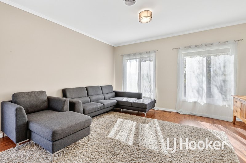 Photo - 23 Geoffrey Court, Narre Warren VIC 3805 - Image 2