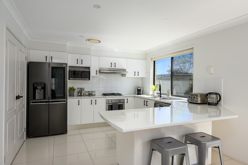 Photo - 23 Gillham Avenue, Caringbah South NSW 2229 - Image 6