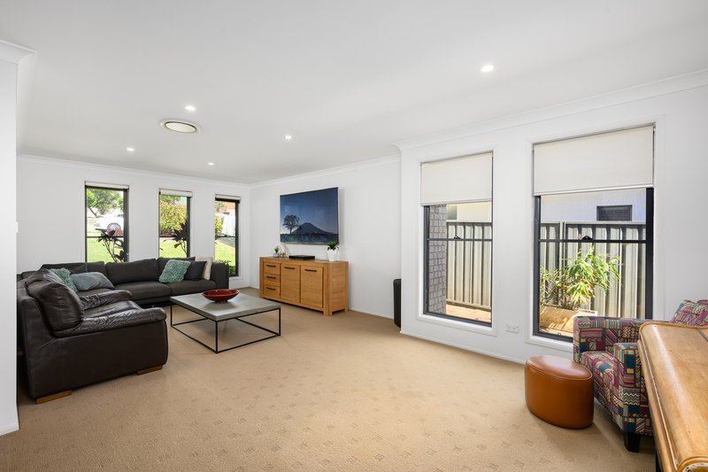 Photo - 23 Gillham Avenue, Caringbah South NSW 2229 - Image 8