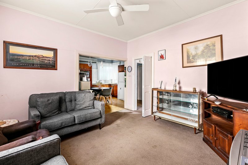 Photo - 23 Gilmour Street, Coburg VIC 3058 - Image 4