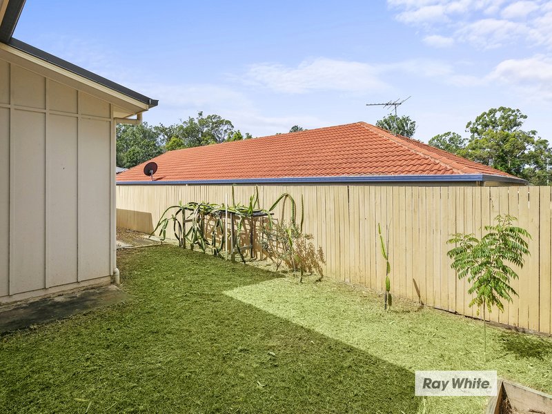 Photo - 23 Gippsland Place, Calamvale QLD 4116 - Image 20